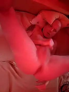 Snapshot of Alwaysreadysex69 chatting on 12.19.24 Alwaysreadysex69 online show from 12.19.24