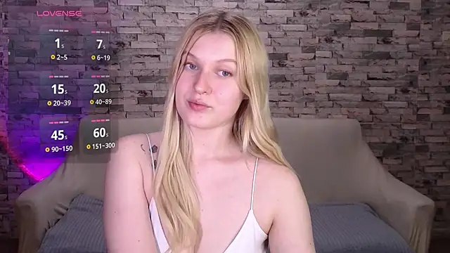 EmiliaDuchess online show from 04.29.26