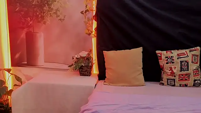 Snapshot of sexybaby22111 chatting on 03.03.25 sexybaby22111 online show from 03.03.25