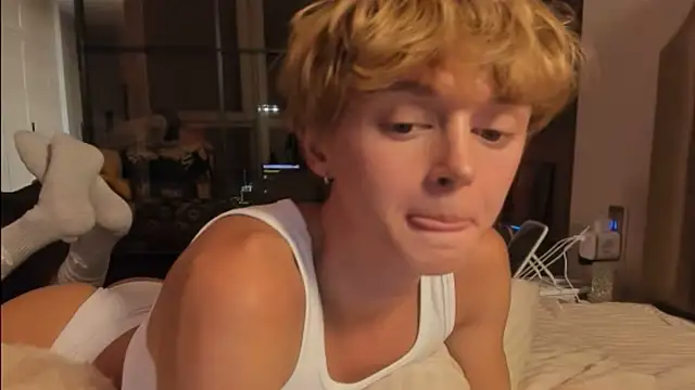 agelandreww online show from 04.20.26