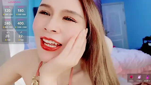 HU131452 online show from 02.26.25