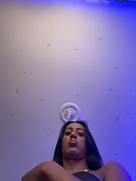 Snapshot of touchm_cockhard chatting on 11.09.25 touchm cockhard online show from 11.09.25