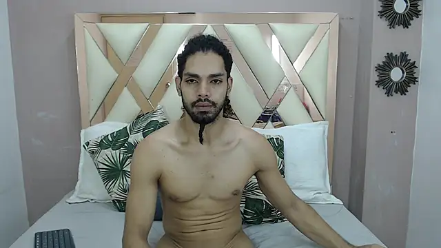 Snapshot of Amir_Abdull chatting on 11.04.25 Amir Abdull online show from 11.04.25