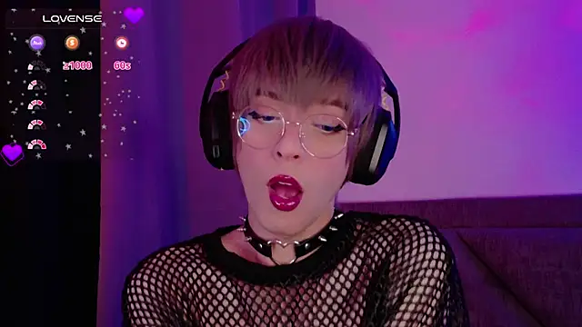 Snapshot of Sammy_Russell chatting on 03.22.25 Sammy Russell online show from 03.22.25