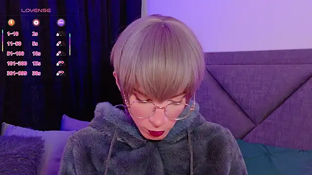 Snapshot of Sammy_Russell chatting on 09.28.25 Sammy Russell online show from 09.28.25