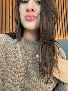 EmiilyAdams  online show from 03.06.25