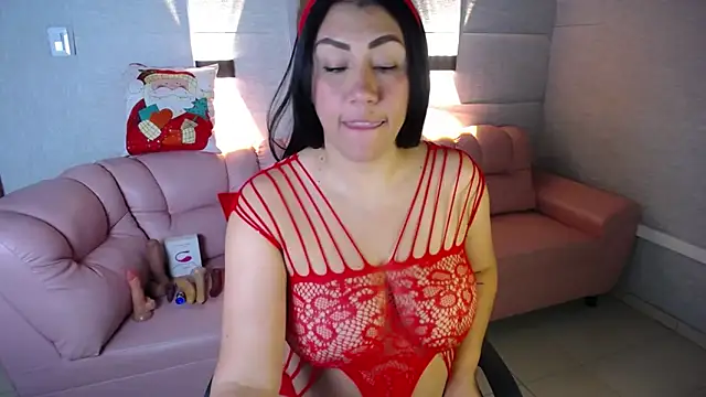 Snapshot of Lunna_boobs chatting on 12.11.24 Lunna boobs online show from 12.11.24