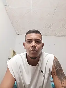 Snapshot of Andres0908Lp chatting on 07.05.26 Andres0908Lp online show from 07.05.26