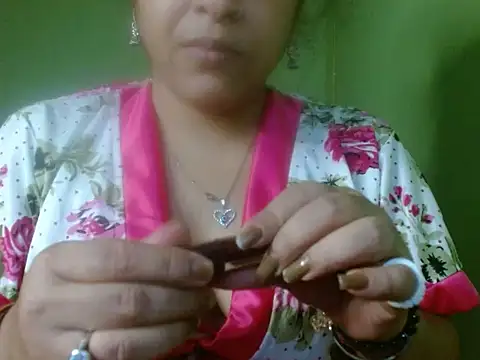 LOVERIAKOL online show from 03.23.26