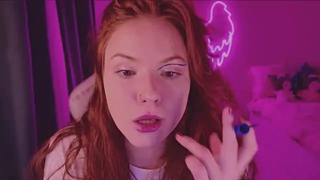 Elsie Ginger online show from 12.14.24