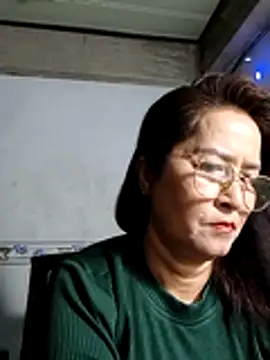 Snapshot of phnz chatting on 01.06.26 phnz online show from 01.06.26