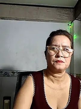 Snapshot of phnz chatting on 01.08.26 phnz online show from 01.08.26