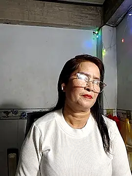 Snapshot of phnz chatting on 01.13.26 phnz online show from 01.13.26