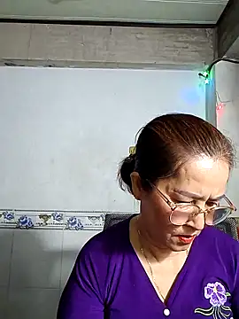 Snapshot of phnz chatting on 02.06.26 phnz online show from 02.06.26