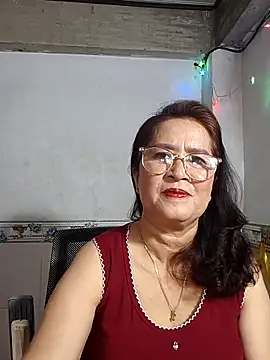 Snapshot of phnz chatting on 02.13.26 phnz online show from 02.13.26