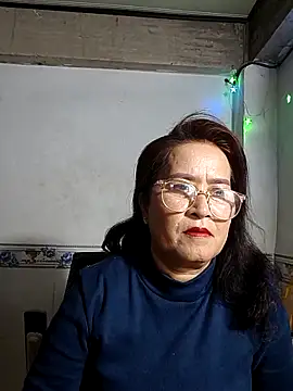 Snapshot of phnz chatting on 02.23.26 phnz online show from 02.23.26