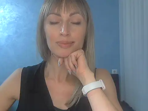 EffectMaya online show from 10.25.25