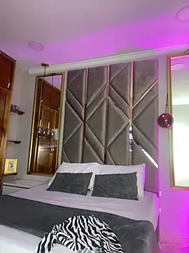 Emma-Conti online show from 03.20.25