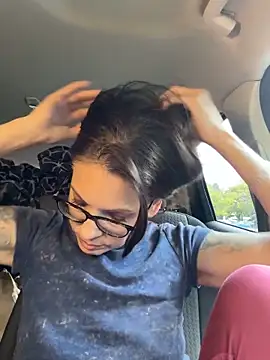 BeautifulMesss online show from 10.15.25