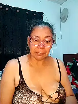 Snapshot of sorbetico_perverse chatting on 02.21.25 sorbetico perverse online show from 02.21.25