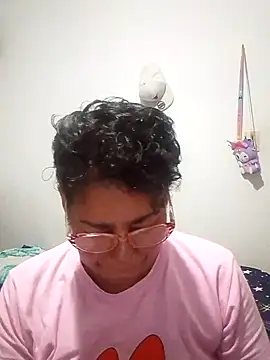 Snapshot of sorbetico_perverse chatting on 11.05.25 sorbetico perverse online show from 11.05.25