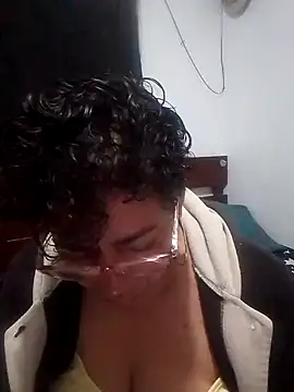 Snapshot of sorbetico_perverse chatting on 11.15.25 sorbetico perverse online show from 11.15.25