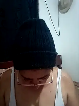 Snapshot of sorbetico_perverse chatting on 12.13.25 sorbetico perverse online show from 12.13.25