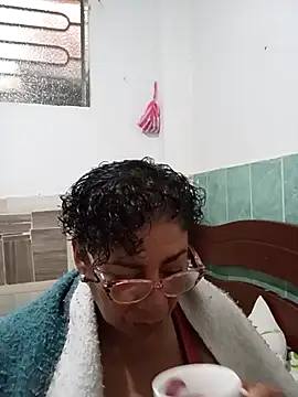 Snapshot of sorbetico_perverse chatting on 02.05.26 sorbetico perverse online show from 02.05.26