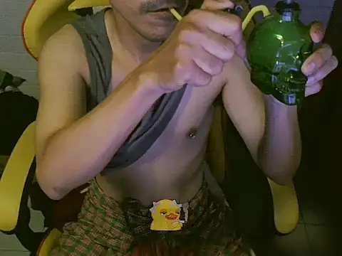 cloudyth1994 online show from 09.20.25