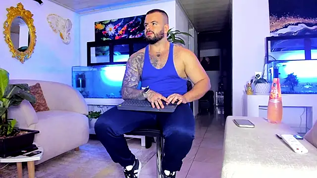 Snapshot of Johnnygrayson1 chatting on 03.22.25 Johnnygrayson1 online show from 03.22.25