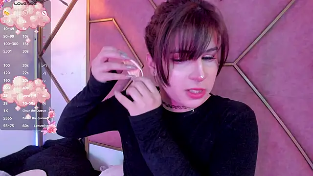 Snapshot of Yuri_Stars chatting on 03.05.25 Yuri Stars online show from 03.05.25