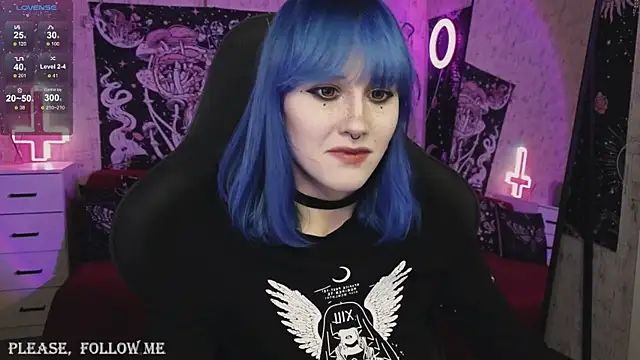 little Elika online show from 12.06.24