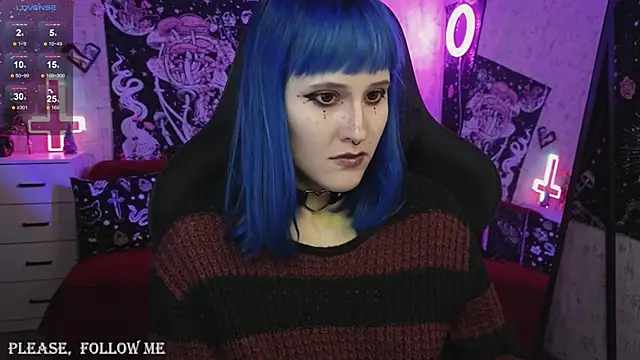 little Elika online show from 01.10.25