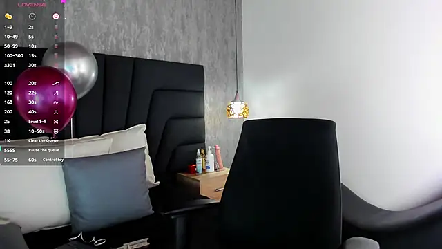 Snapshot of Sabrina_Lennox chatting on 02.15.25 Sabrina Lennox online show from 02.15.25