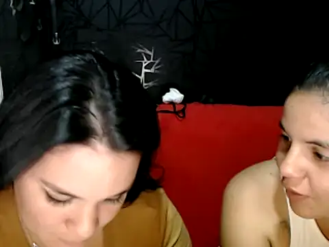 Snapshot of love_and_Lust chatting on 01.30.25 love and Lust online show from 01.30.25