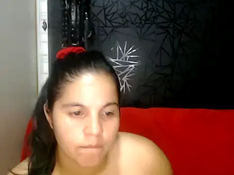 Snapshot of love_and_Lust chatting on 02.04.25 love and Lust online show from 02.04.25