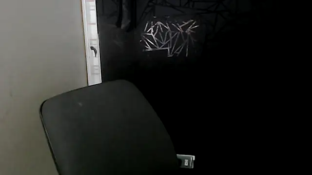 Snapshot of love_and_Lust chatting on 10.11.25 love and Lust online show from 10.11.25