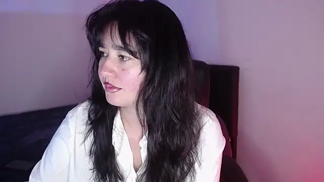 NewAgatha Bolton online show from 05.11.26