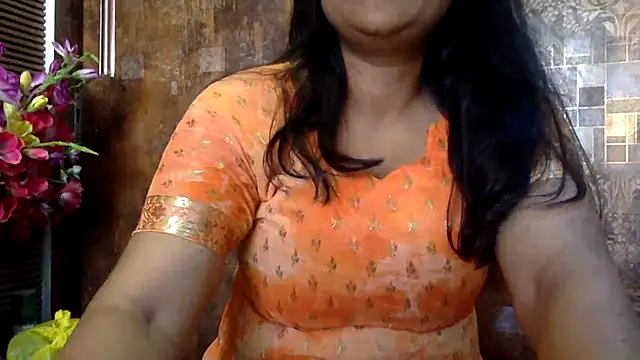 Snapshot of HaaniKaur chatting on 02.09.26 HaaniKaur online show from 02.09.26