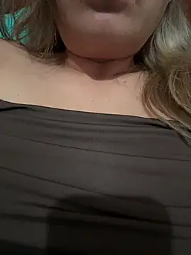 xLadyScarlettx online show from 02.05.25