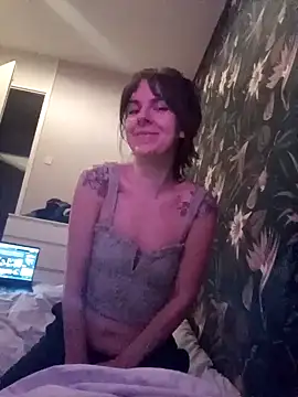 RubyLunaa online show from 12.10.24