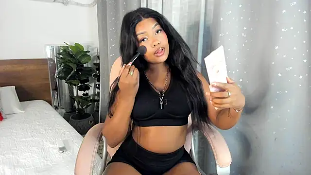 Snapshot of Isaa_Coleman_ chatting on 02.06.25 Isaa Coleman online show from 02.06.25