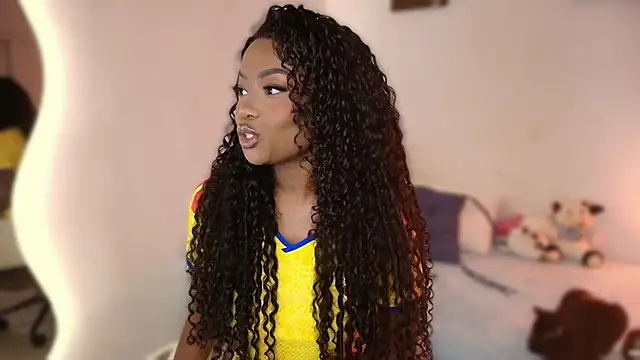 Snapshot of Isaa_Coleman_ chatting on 06.19.26 Isaa Coleman online show from 06.19.26