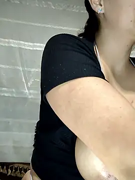 StephanieMarrien online show from 01.05.26