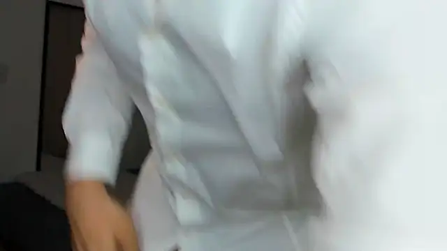 Snapshot of mateoleonee chatting on 12.14.24 mateoleonee online show from 12.14.24