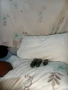 Snapshot of sexxylucia chatting on 01.07.25 sexxylucia online show from 01.07.25