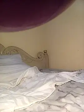 Snapshot of sexxylucia chatting on 09.21.25 sexxylucia online show from 09.21.25