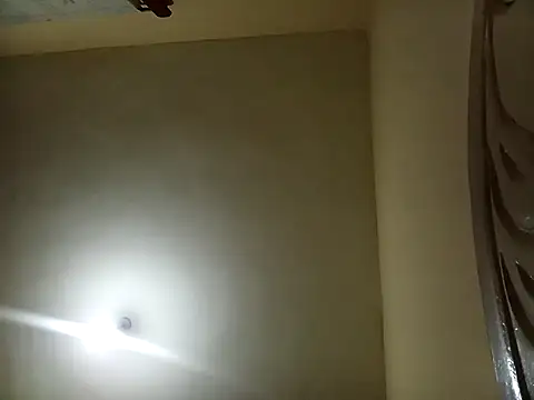 Snapshot of sexxylucia chatting on 09.25.25 sexxylucia online show from 09.25.25