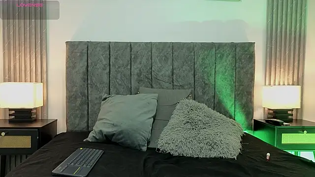 Ema Stone65 online show from 09.15.25