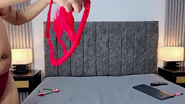 Ema Stone65 online show from 12.17.25